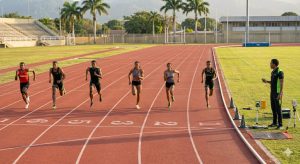 A structured track session demonstrating VO2 max training for athletes at EvoFitLab.